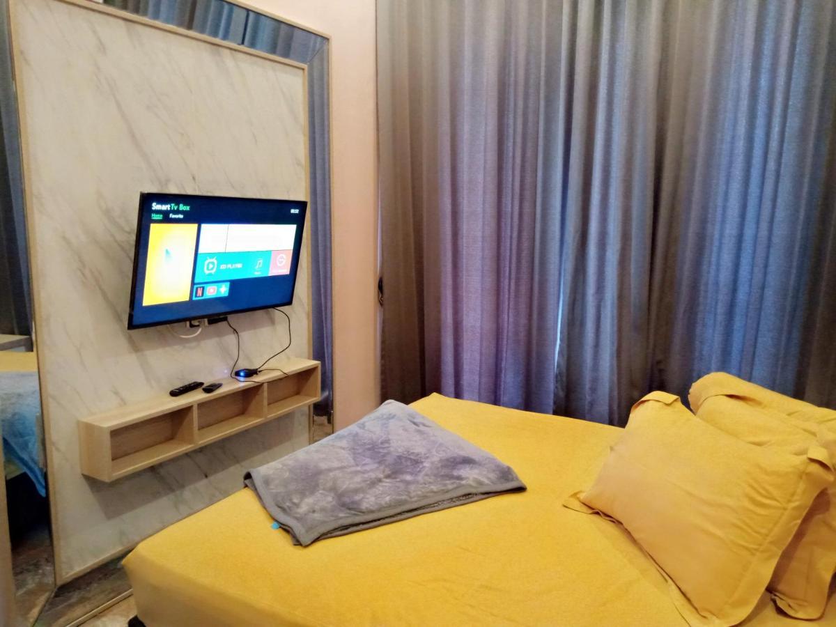 Villa Valencia Batu  Buitenkant foto